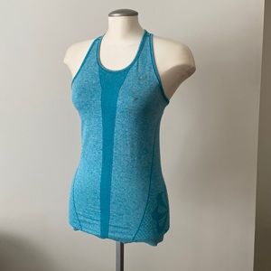 Nike Tank 🐟💙Size S
